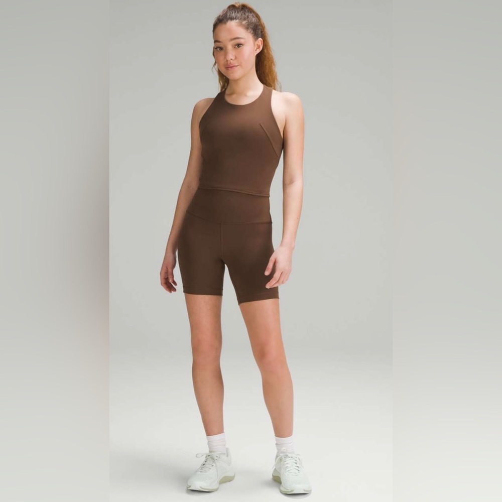 Lululemon Wunder Train Racerback Tank Top
Colour - Java size 4 - Picture 2 of 8